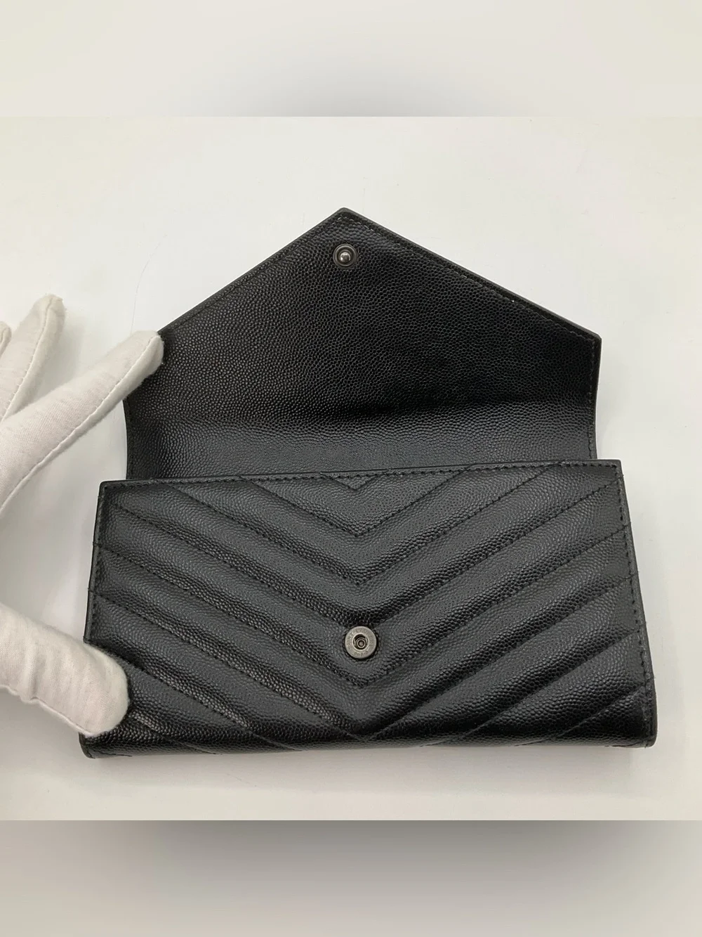 Saint Laurent YSL Cassandra Matrasse Black Quilted Chevron Envelope Wallet